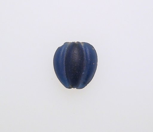 Glass spacer bead