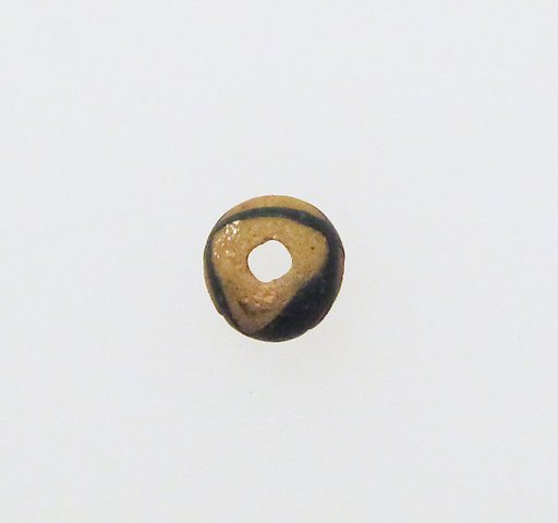 Glass bead