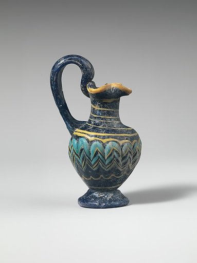 Glass oinochoe (perfume jug)