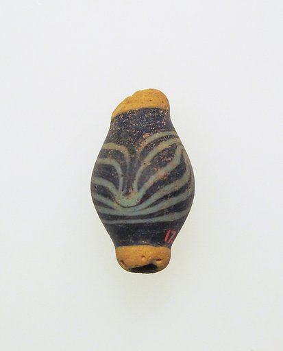 Glass bead