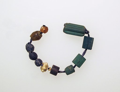 Beads, 11