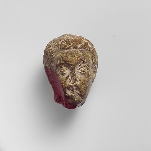 Glass portrait head