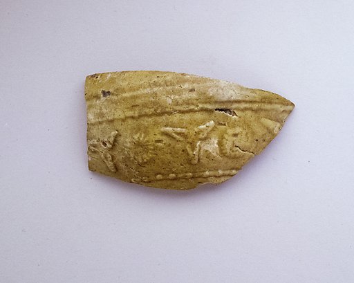 Vase fragment