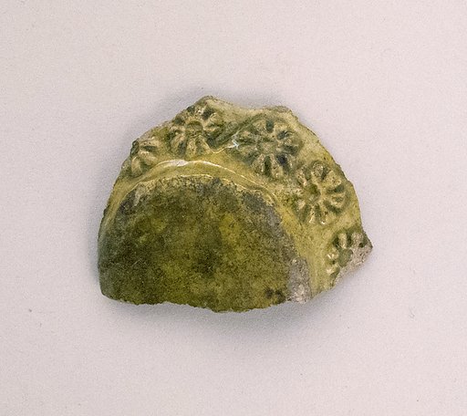 Vase fragment