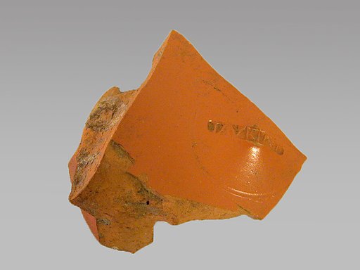 Vase fragment