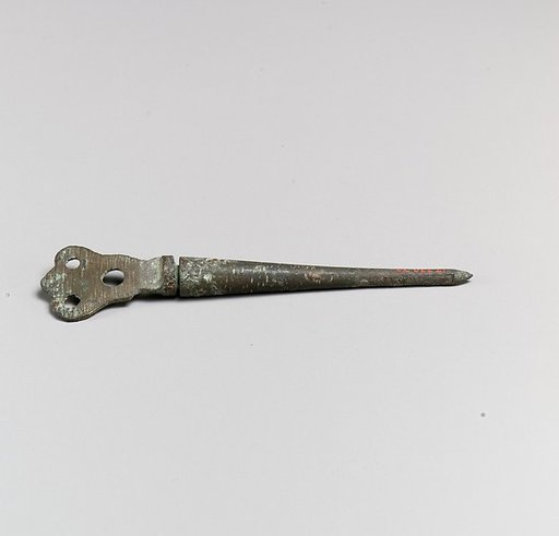 Implement, cone-shaped