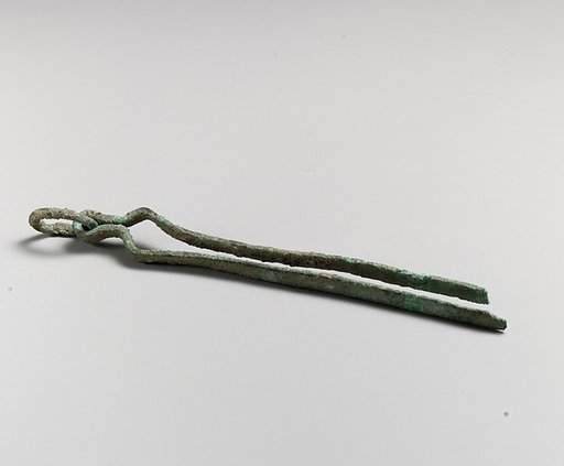 Tweezers