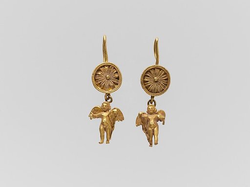 Pair of gold disk earrings with pendant Erotes