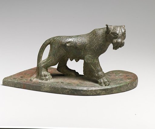Bronze statuette of a pantheress