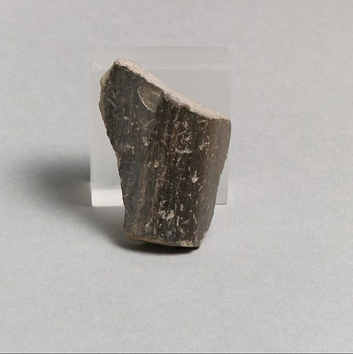 Vase fragment