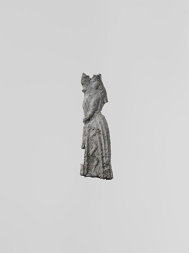 Statuette of a woman votary