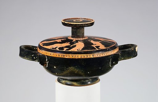 Terracotta lekanis (covered dish)