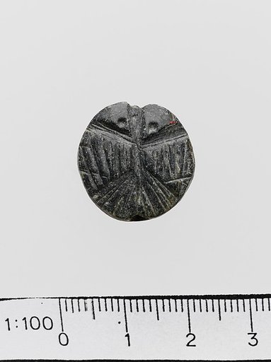 Steatite lentoid seal