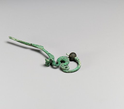 Fibula, serpentine type