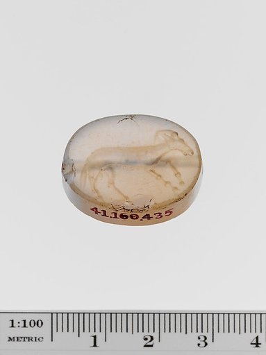 Chalcedony scaraboid seal