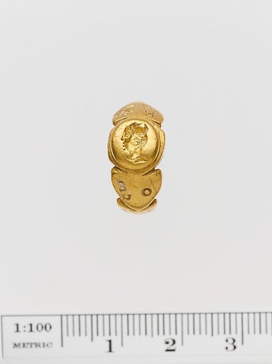 Gold ring