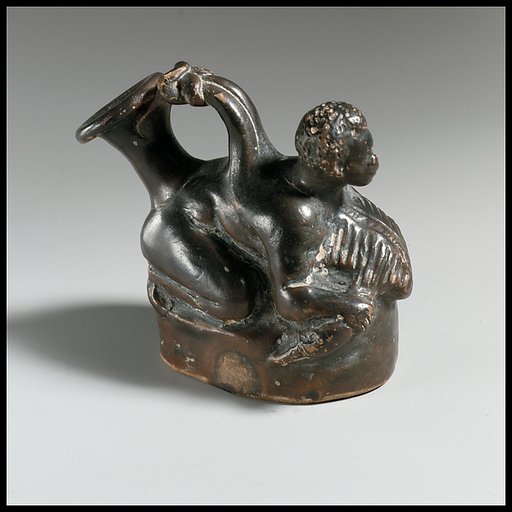 Terracotta askos (flask with a spout and handle)