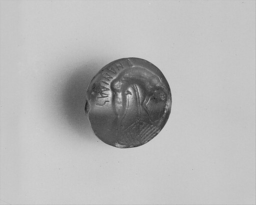 Steatite engraved gem