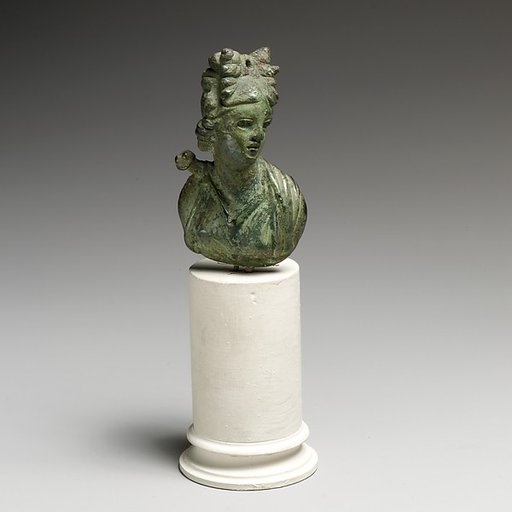 Bronze bust of Artemis