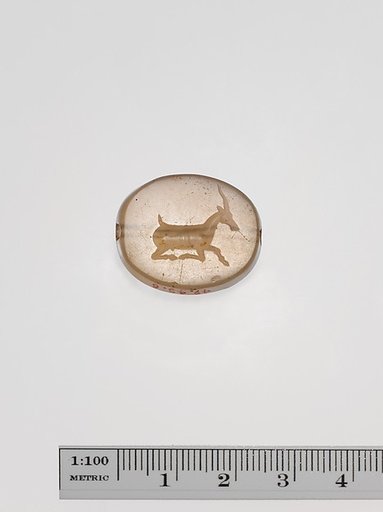 Chalcedony scaraboid seal