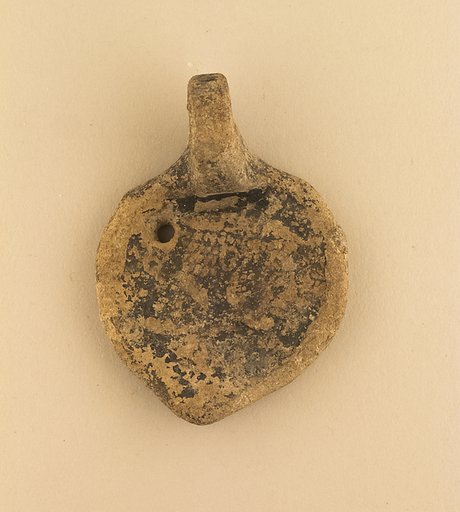 Terracotta pendant in the form of a lamp