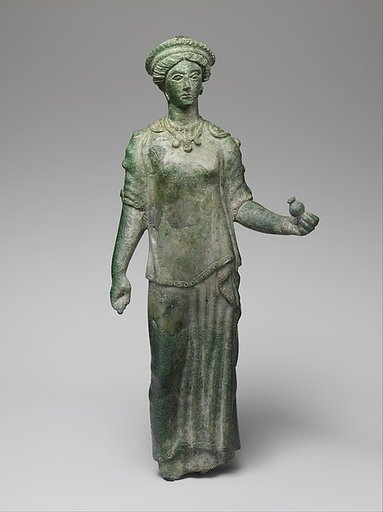 Bronze statuette of a female votary