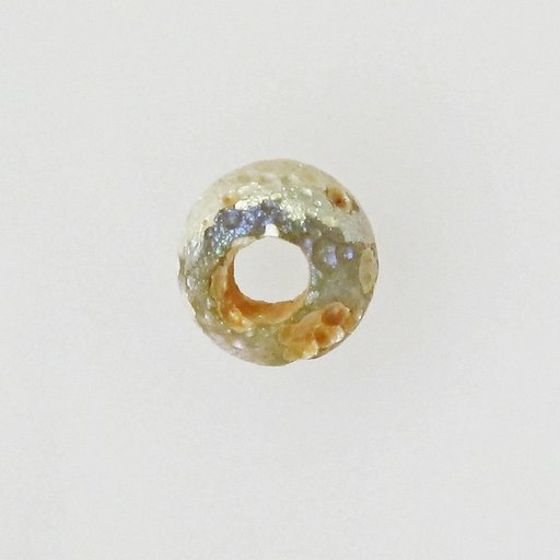 Glass bead