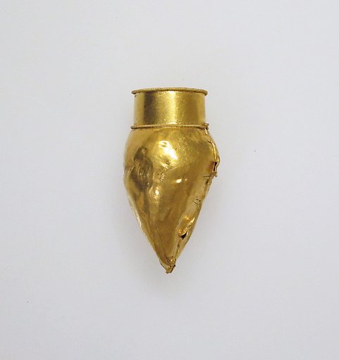 Rattle in the form of an alabastron