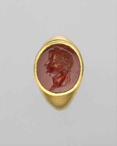 Gold ring with carnelian intaglio portrait of Tiberius