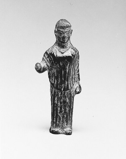 Bronze statuette of a woman