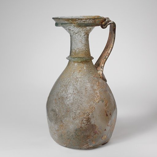 Glass jug