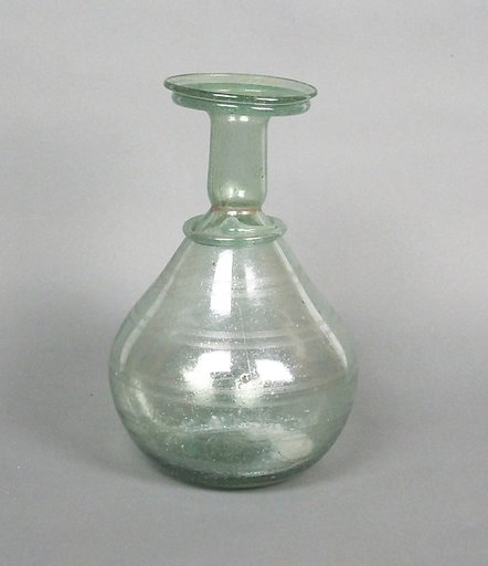 Glass bottle