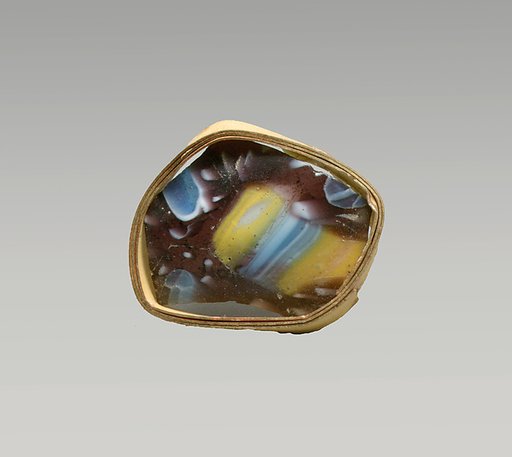 Glass mosaic fragment