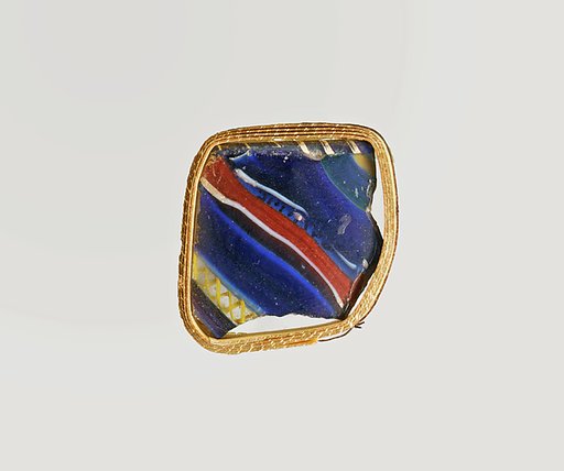 Glass striped mosaic bowl fragment