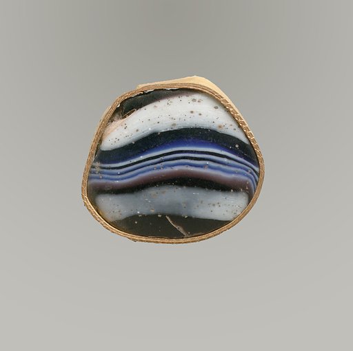 Glass mosaic fragment