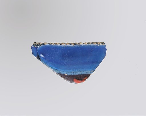 Glass mosaic meandering-strip bowl fragment
