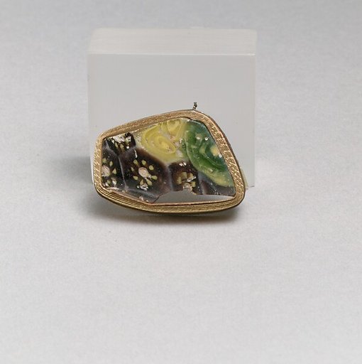 Glass mosaic fragment