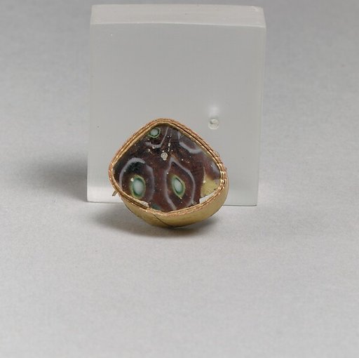Glass mosaic fragment