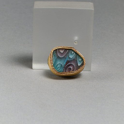 Glass mosaic fragment