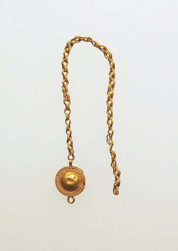 Chain earring with disk fastener