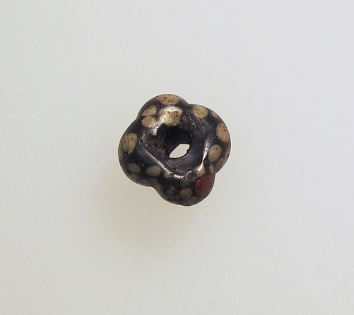 Bead