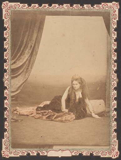 [Reine d'Etrurie]