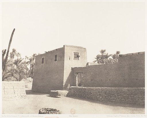 Deîr, Carrefour et Habitation Particulière