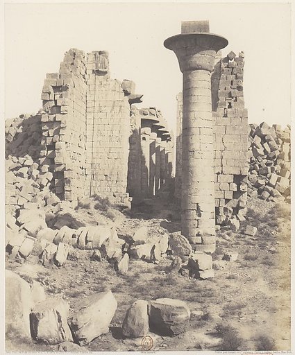 Karnak (Thèbes), Cour du Palais - Vue Prise de Point I