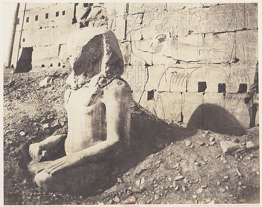 Karnak (Thèbes), Troisième Pylône - Colosse de Spath Calcaire, en D
