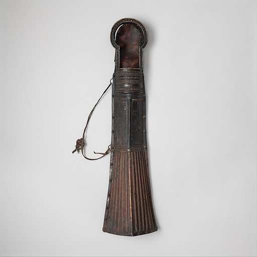 Quiver (mda' shubs) with Accessory