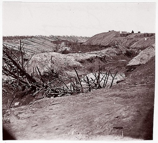 [Ditch and Chevaux-de-frise, Fort Sedgwick, in Front of Petersburg, Virginia]