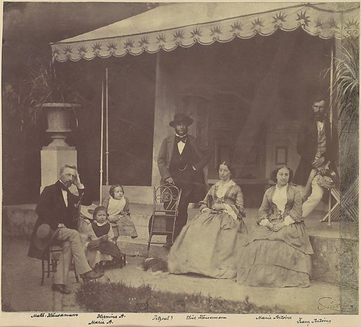 [Group Portrait of the Antoine and Häusermann Families]