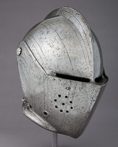 Close Helmet for Tournament