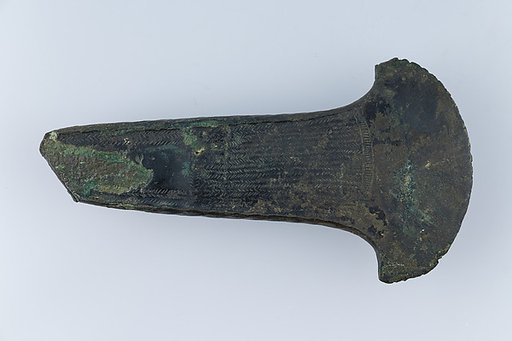 Flanged Ax